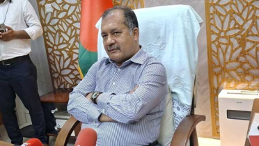 ‘আন্তর্জাতিক সংকটের সঙ্গে তাল মিলিয়ে তেলের দাম বেড়েছে’ ‘আন্তর্জাতিক সংকটের সঙ্গে তাল মিলিয়ে তেলের দাম বেড়েছে’