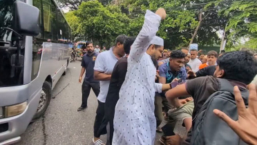 সাংবাদিকের ওপর জামায়াত নেতাকর্মীদের হামলা