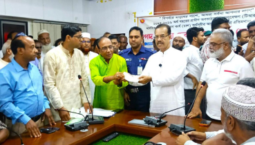 কালীগঞ্জে ধর্মীয় প্রতিষ্ঠানে চেক-চাল বিতরণ 