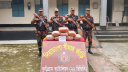 সীমান্তে সাড়ে ৮ লাখ টাকার চোরাই পণ্য জব্দ সীমান্তে সাড়ে ৮ লাখ টাকার চোরাই পণ্য জব্দ