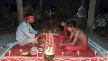 ভয় দেখিয়ে প্রবাসীদের কোটি টাকা হাতাচ্ছে ‘জিনের বাদশা’