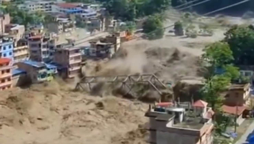 নেপালে মৃত্যু বেড়ে ১৫৭, আরও ভয়াবহ বন্যার শঙ্কা