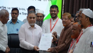রাষ্ট্রপতি পদে অলি আহমদের মনোনয়নপত্র জমা দিল জামায়াত জোট