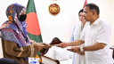 শহীদ ২ সেনা সদস্যের পরিবারকে আর্থিক সহায়তা প্রধানমন্ত্রীর
