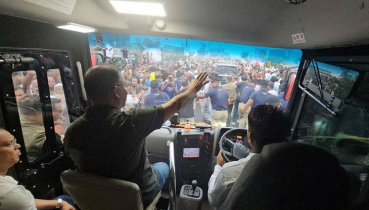 বরিশালের পথে প্রধানমন্ত্রী বরিশালের পথে প্রধানমন্ত্রী