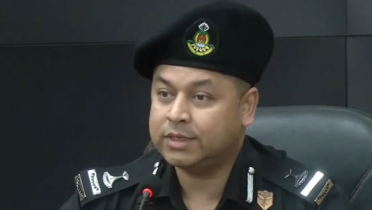 এক মাসে ১০৪ অস্ত্র উদ্ধার, গ্রেফতার ৬০: র্যাব এক মাসে ১০৪ অস্ত্র উদ্ধার, গ্রেফতার ৬০: র্যাব