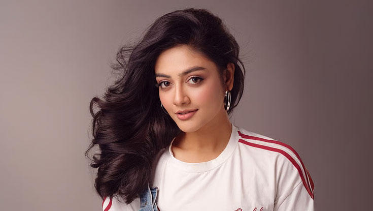বিয়ের পর নতুন সিদ্ধান্ত নিলেন সায়মা