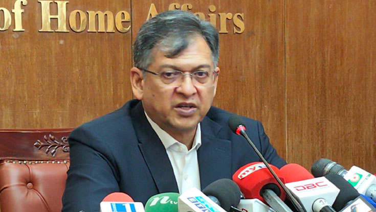 একটি গোষ্ঠী ঘোলা পানিতে মাছ শিকার করতে চাইছে: স্বরাষ্ট্রমন্ত্রী