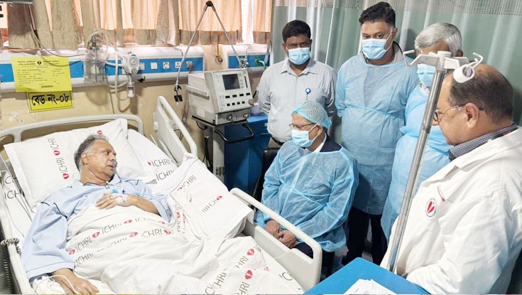 অসুস্থ জ্বালানিমন্ত্রী টুকুকে হাসপাতালে দেখতে গেলেন রাষ্ট্রপতি