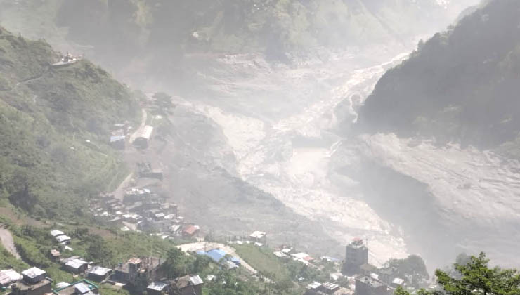 নেপাল-তিব্বত সীমান্তে ফের বন্যার শঙ্কা, উদ্ধারকাজ স্থগিত