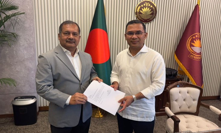 প্রধানমন্ত্রীর উপদেষ্টা হিসেবে যোগদানপত্র দিলেন জহির উদ্দিন স্বপন