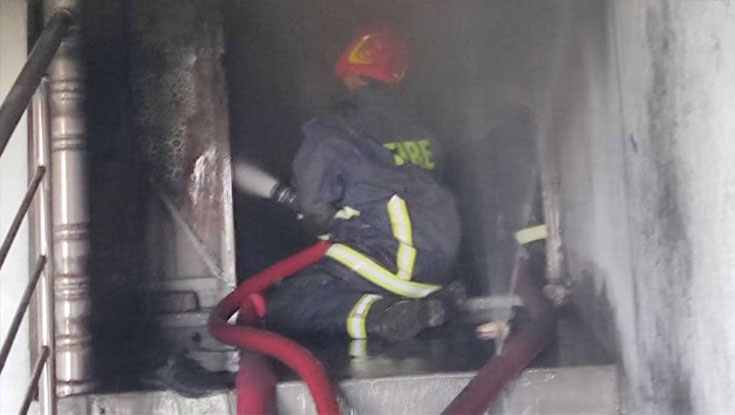 কেরানীগঞ্জে প্লাস্টিক কারখানায় ভয়াবহ আগুন, নিহত ১