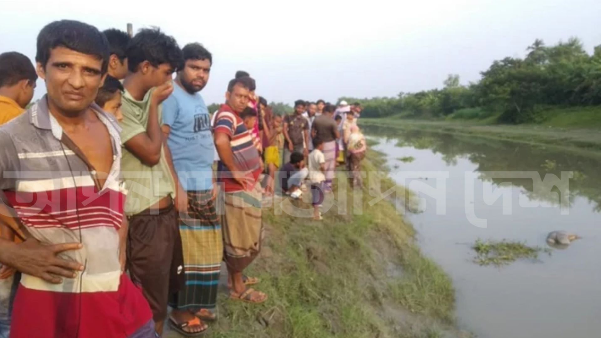 ভৈরব নদীতে ভাসছে মস্তকবিহীন এক মরদেহ