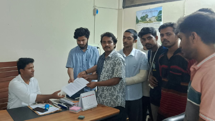 কুবিতে ২ পক্ষের মারামারির ঘটনায় শিক্ষার্থীদের ৮ দফা