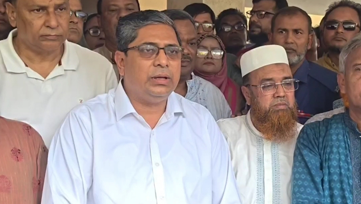 ‘সার সংকট নিয়ে আন্দোলন বিএনপিকে হেয় করার চক্রান্ত’