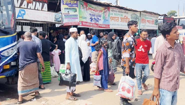 মালিকদের দ্বন্দ্বে কিশোরগঞ্জ-মহাখালী রুটে দুর্ভোগে যাত্রীরা