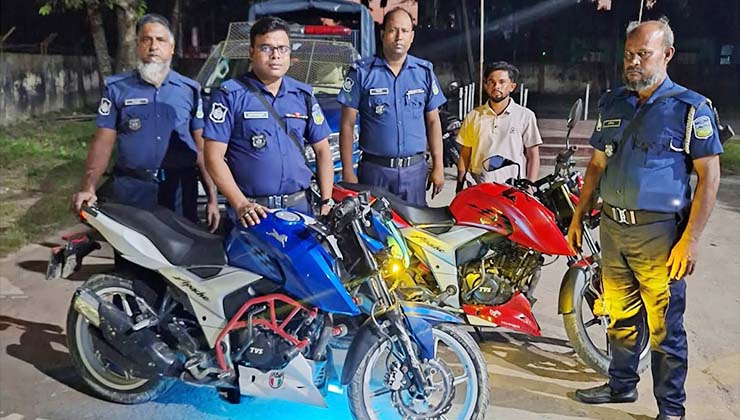 ঈশ্বরগঞ্জে পুলিশের অভিযানে ২ মোটরসাইকেল আটক