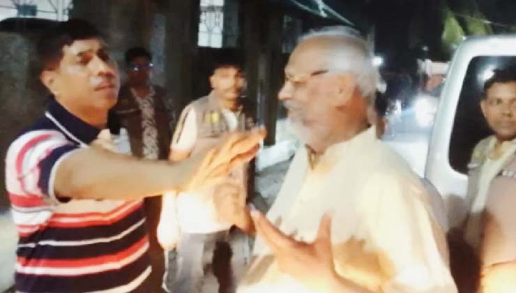 জামায়াত নেতা আখতারুজ্জামানকে থানায় হস্তান্তর