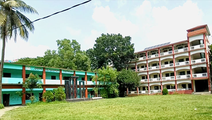 ভারপ্রাপ্ত প্রধান শিক্ষকের বিরুদ্ধে অর্থ আত্মসাতের অভিযোগ, তদন্তে কচ্ছপ গতি