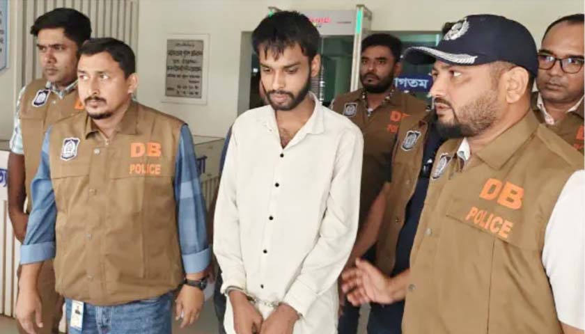 প্রধানমন্ত্রীর অতিরিক্ত প্রেস সচিবের সহকারী পরিচয়ে প্রতারণা