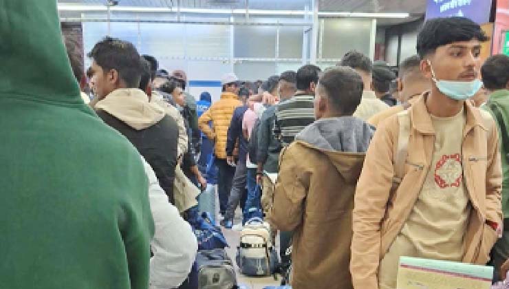 দেশে ফিরলেন লিবিয়ায় থাকা ১৭২ বাংলাদেশি