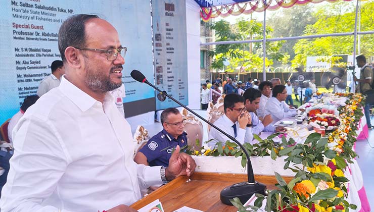 ‘শিক্ষাজীবন শেষে চাকরি নিশ্চিত করতে কাজ করছে সরকার’