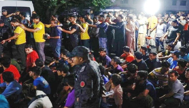 মালয়েশিয়ায় ব্যাপক ধরপাকড় আতঙ্কে প্রবাসীরা