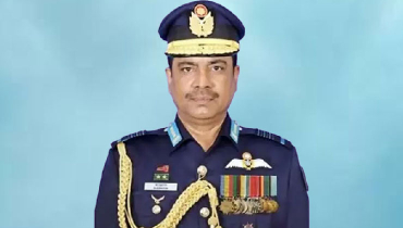 বিমান বাহিনীর সাবেক প্রধান হান্নান কাতারে গ্রেফতার বিমান বাহিনীর সাবেক প্রধান হান্নান কাতারে গ্রেফতার