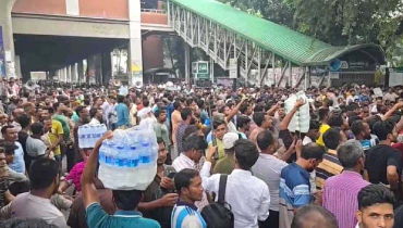 রাজধানীতে অটোরিকশা ধর্মঘট, জনভোগান্তি রাজধানীতে অটোরিকশা ধর্মঘট, জনভোগান্তি