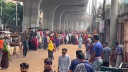 আশুলিয়ায় ২৬ গার্মেন্টসে ছুটি ঘোষণা আশুলিয়ায় ২৬ গার্মেন্টসে ছুটি ঘোষণা