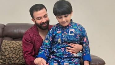 ছেলেকে নিয়ে কেক কাটলেন শাকিব খান ছেলেকে নিয়ে কেক কাটলেন শাকিব খান