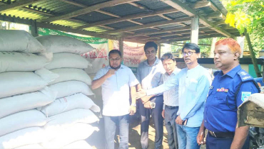 বোদায় ১২০ বস্তা সার জব্দ বোদায় ১২০ বস্তা সার জব্দ