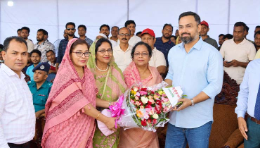 ‘খেলাধুলাকে পেশা হিসেবে প্রতিষ্ঠায় কাজ করছে সরকার’ ‘খেলাধুলাকে পেশা হিসেবে প্রতিষ্ঠায় কাজ করছে সরকার’
