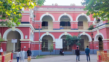 গ্রামীণ ব্যাংকের সাবেক কর্মকর্তার ৫ বছরের কারাদণ্ড গ্রামীণ ব্যাংকের সাবেক কর্মকর্তার ৫ বছরের কারাদণ্ড
