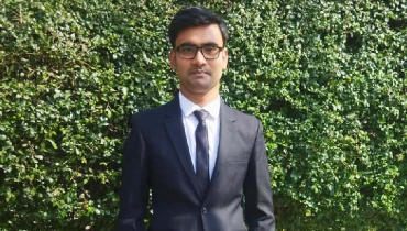 তৃতীয় শ্রেণিতে বাবা হারানো দেবব্রত এখন ম্যাজিস্ট্রেট তৃতীয় শ্রেণিতে বাবা হারানো দেবব্রত এখন ম্যাজিস্ট্রেট