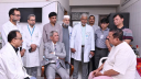 ভূমিমন্ত্রীকে দেখতে হাসপাতালে গেলেন রাষ্ট্রপতি ভূমিমন্ত্রীকে দেখতে হাসপাতালে গেলেন রাষ্ট্রপতি