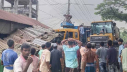 ইজিবাইকে ট্রাকের ধাক্কা, প্রাণ গেল চাজনের