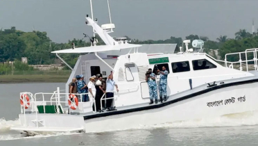 মোংলায় পৌঁছেছেন প্রধানমন্ত্রী তারেক রহমান মোংলায় পৌঁছেছেন প্রধানমন্ত্রী তারেক রহমান
