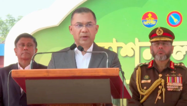 পতাকার মান রক্ষা করা সকল সৈনিকের পবিত্র দায়িত্ব: প্রধানমন্ত্রী পতাকার মান রক্ষা করা সকল সৈনিকের পবিত্র দায়িত্ব: প্রধানমন্ত্রী