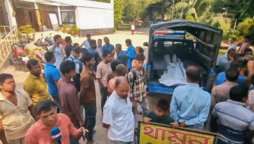 মসজিদের মাইকে ‘চোর’ ঘোষণা, গণপিটুনিতে নিহত দুই মসজিদের মাইকে ‘চোর’ ঘোষণা, গণপিটুনিতে নিহত দুই