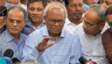 আ.লীগ-গুপ্ত দল যৌথভাবে চক্রান্ত করছে: রিজভী আ.লীগ-গুপ্ত দল যৌথভাবে চক্রান্ত করছে: রিজভী