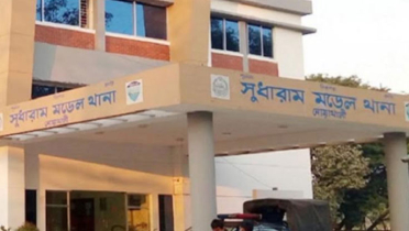 অটোরিকশায় চার্জ দিতে গিয়ে বিদ্যুৎস্পর্শে চালকের মৃত্যু