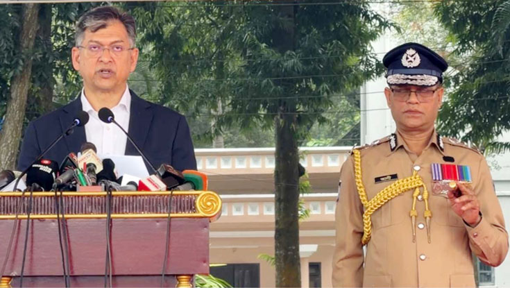 নবনিযুক্ত পুলিশ কর্মকর্তাদের ‘জনগণের পুলিশ’ হওয়ার আহবান স্বরাষ্ট্রমন্ত্রীর