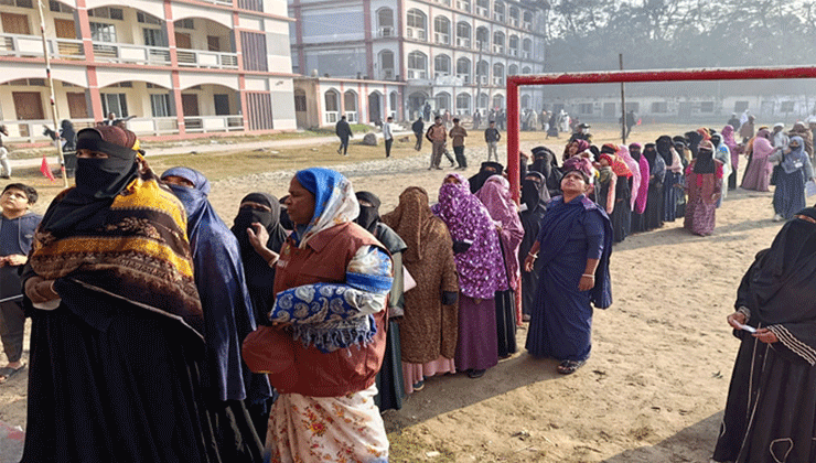ঠাকুরগাঁও ১ আসনের উপ নির্বাচনে ভোটগ্রহণ চলছে